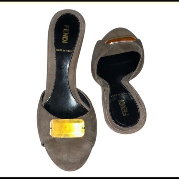 🔥🔥”FENDI”🔥🔥SUEDE🔥🔥OPEN TOE KITTEN HEEL🔥🔥 - Picture 2 of 9